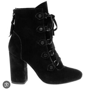 Splendid lace up bootie size 9 leather and suede